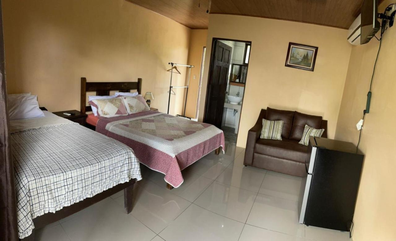 Aunty Arenal Lodge La Fortuna Ngoại thất bức ảnh