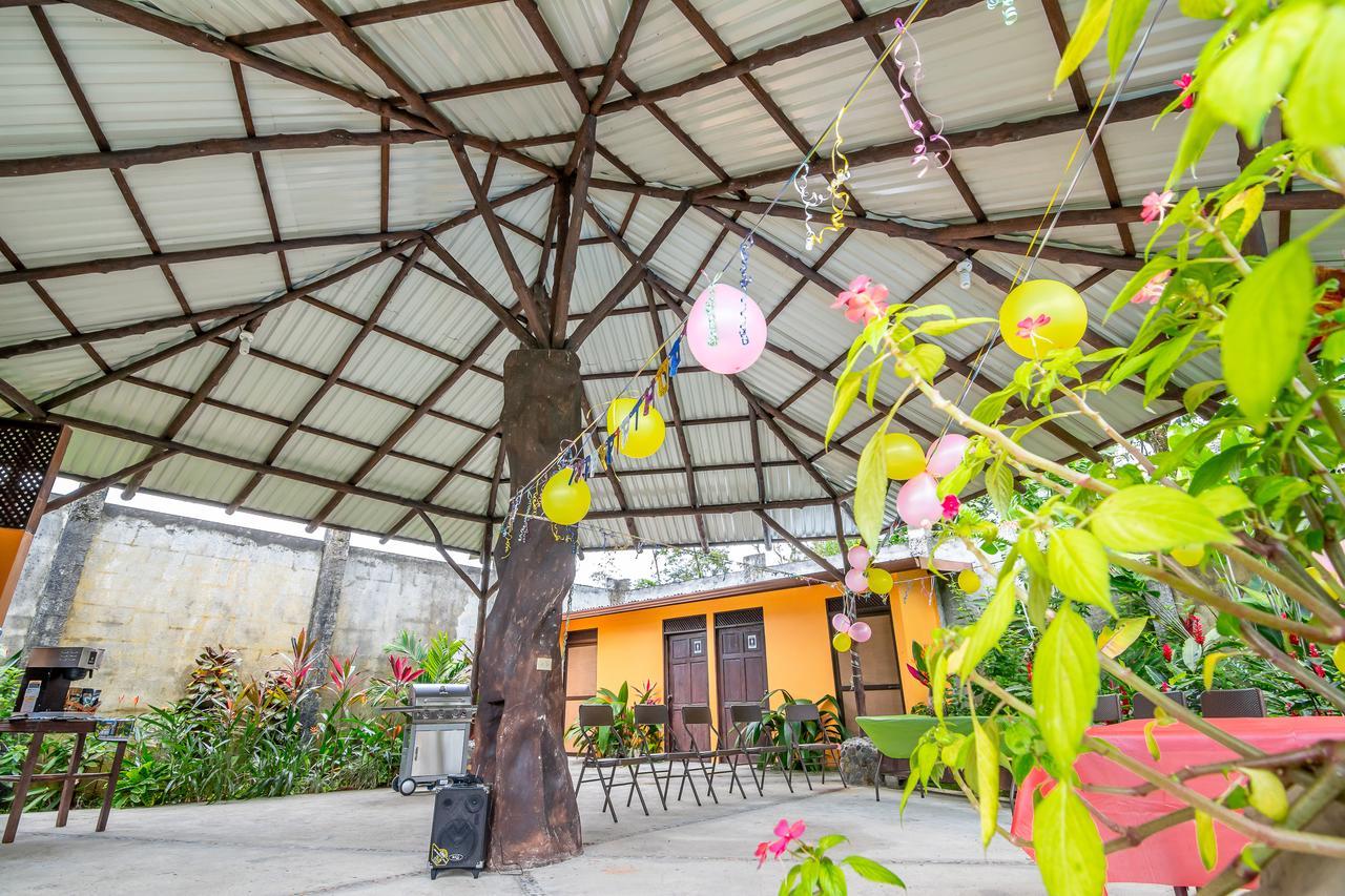 Aunty Arenal Lodge La Fortuna Ngoại thất bức ảnh